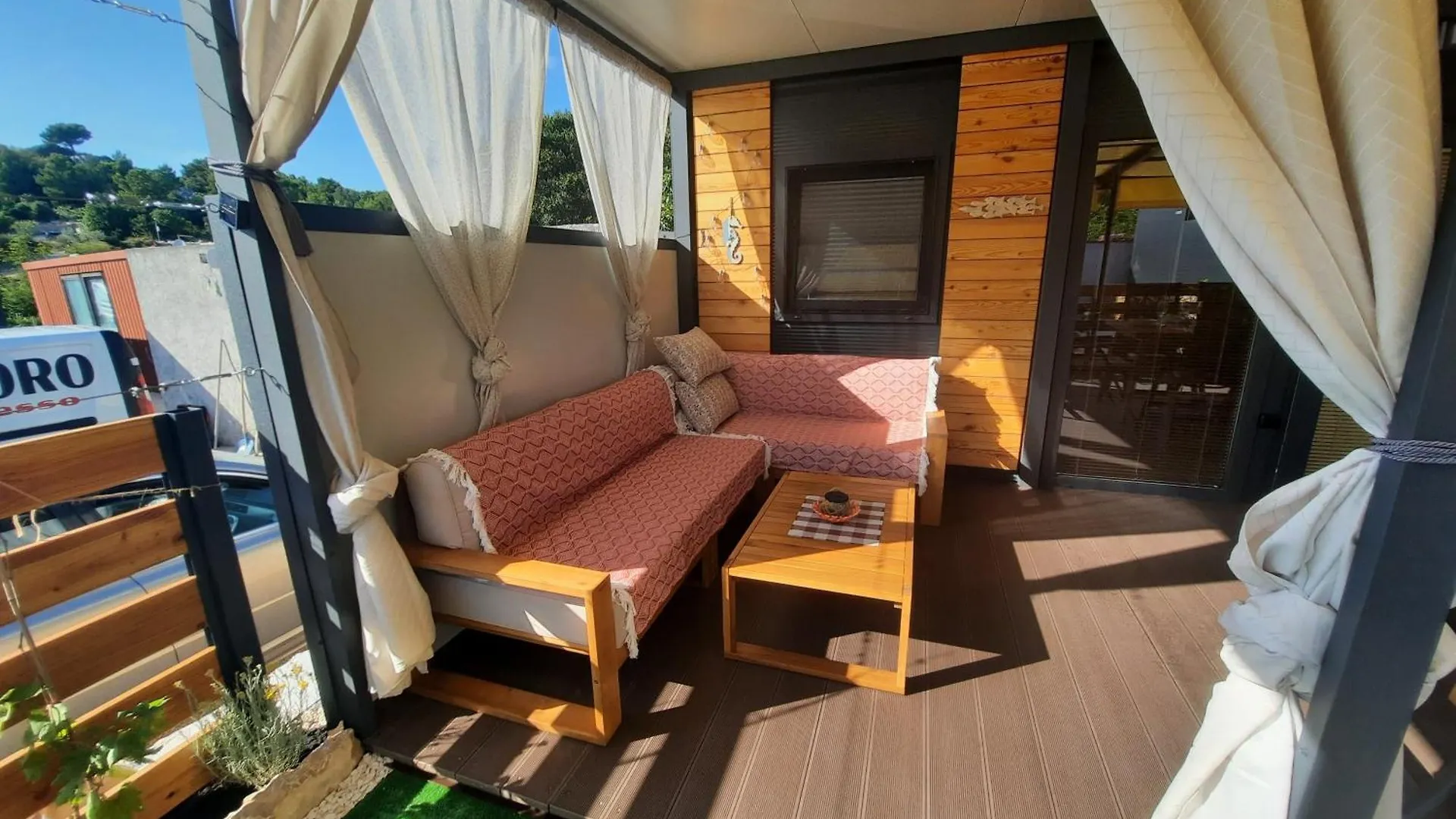 Mobile Home Sirena دراغ 0*,